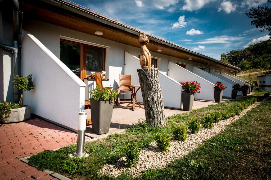 Penzion Proneco Klentnice Exterior foto